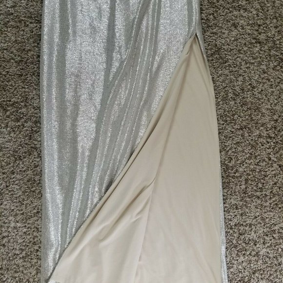 Lauren Ralph Lauren, Ruffled Shimmer Gown, Size 2 - Picture 7 of 10